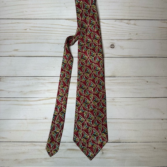 Christian Dior‎ Elegant Geometric Tie in Red and Gold - Picture 1 of 2